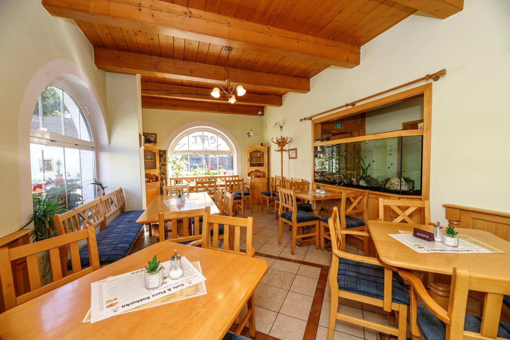 Pension Big Apple Zelezna Ruda Exterior photo