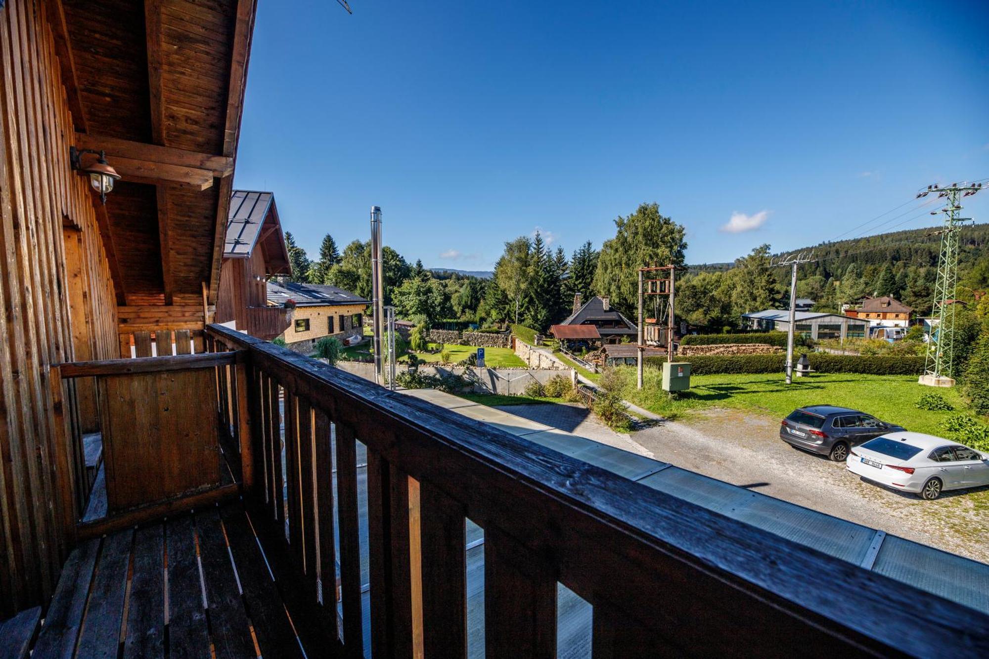 Pension Big Apple Zelezna Ruda Exterior photo
