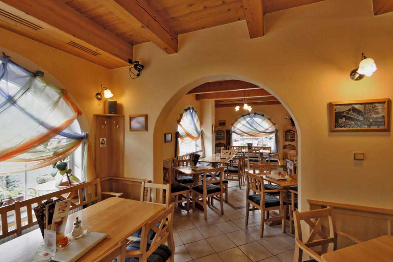 Pension Big Apple Zelezna Ruda Exterior photo
